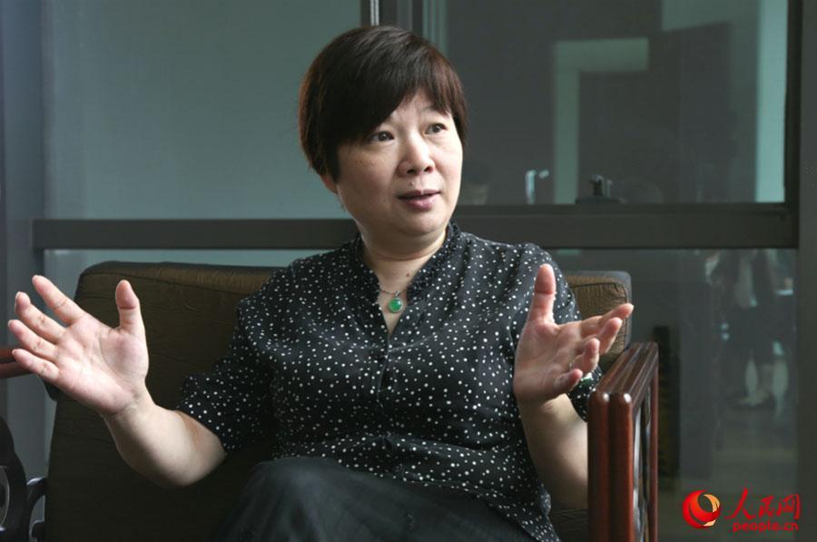 萧霞:“充电堆”技术让车辆充电不再难 萧霞:“充电堆”技术让车辆充电不再难